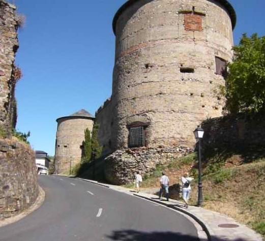 Apartamentos El Camino Villafranca Del Bierzo Εξωτερικό φωτογραφία